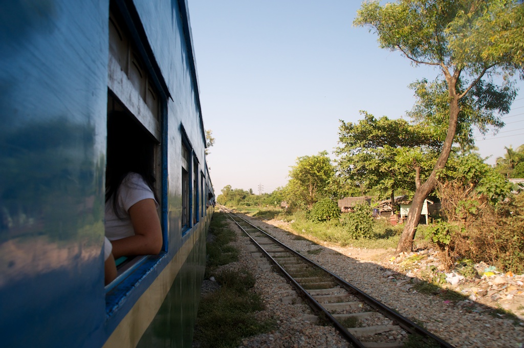 Rondje Yangon met de trein